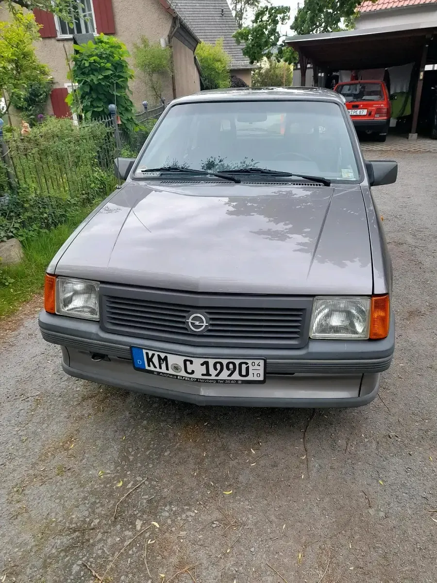 Gebraucht Opel Corsa 60 PS (44 kW) 1990 Grau Kleinwagen