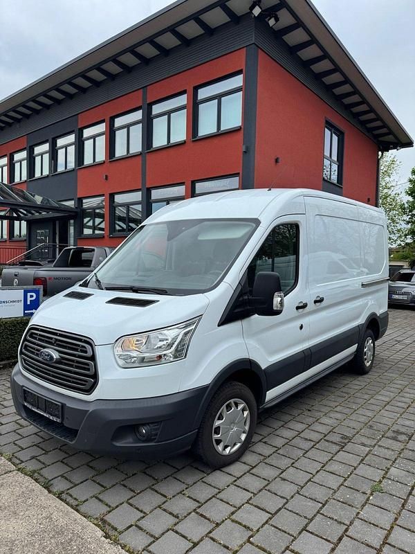 Weiß Gebraucht 2019 Ford Transit Van / Kleinbus | 15.490 € (Guter Preis) - Bild 1/4