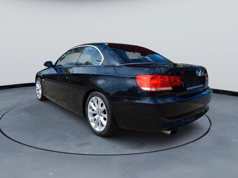Gebraucht BMW 320 Cabriolet Comfort Edition 170 PS (125 kW) 2008 Schwarz Cabrio