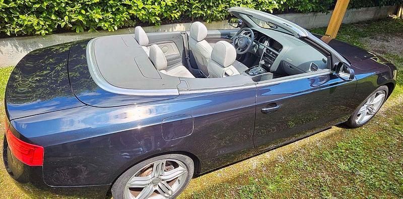 Gebraucht Audi A5 Cabriolet Sport 204 PS (150 kW) 2013 Blau Cabrio