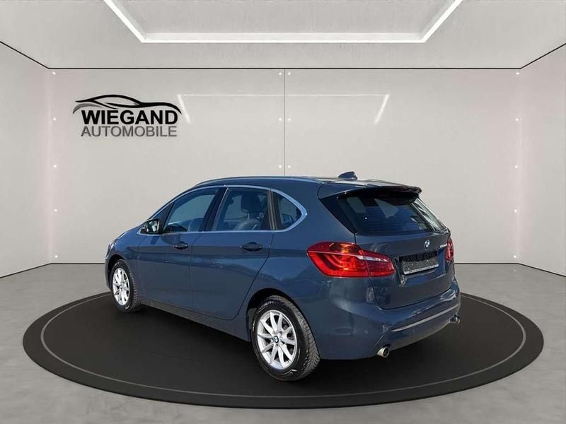 Gebraucht BMW 220 Luxury Line 190 PS (139 kW) 2015 Atlantikgrau metallic Van / Kleinbus