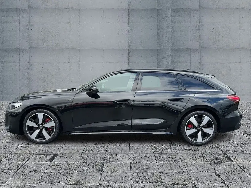 Gebraucht Audi A5 S-Line 299 PS (219 kW) 2025 Mythosschwarz metallic Kombi