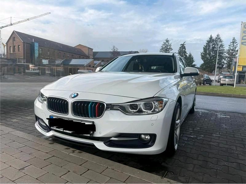 Gebraucht BMW 318 143 PS (105 kW) 2015 Weiß Kombi
