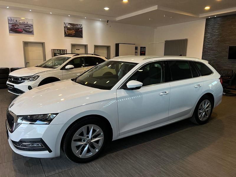 Gebraucht Skoda Octavia 150 PS (110 kW) 2021 Weiß Kombi