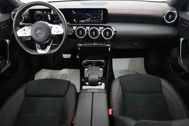 Gebraucht Mercedes CLA220 AMG 190 PS (139 kW) 2022 Iridiumsilber (metallic) Limousine