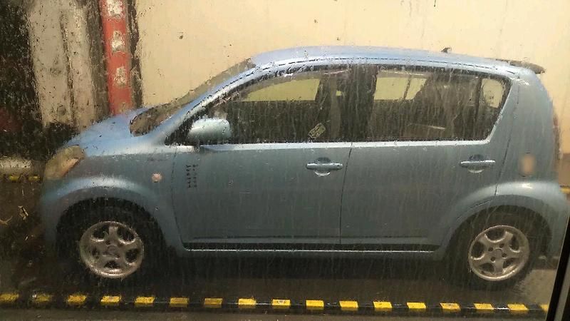 Gebraucht Daihatsu Sirion 91 PS (66 kW) 2008 Blau Kleinwagen