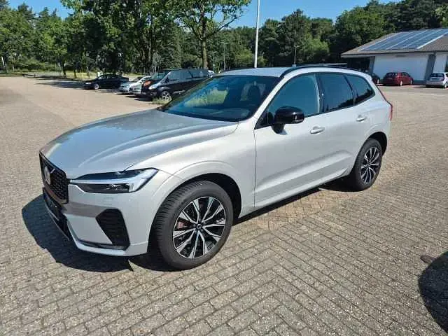 Gebraucht Volvo XC60 145 PS (106 kW) 2023 SUV