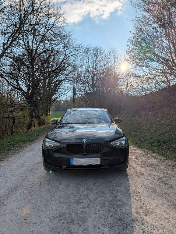 Gebraucht BMW 116 136 PS (100 kW) 2014 Schwarz Kleinwagen