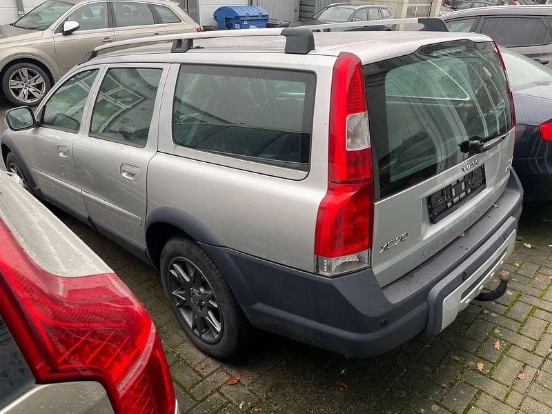 Gebraucht Volvo XC70 Summum 185 PS (136 kW) 2007 Silber SUV
