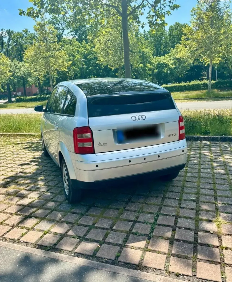 Gebraucht Audi A2 S-Line 61 PS (44 kW) 2002 Silber Kleinwagen