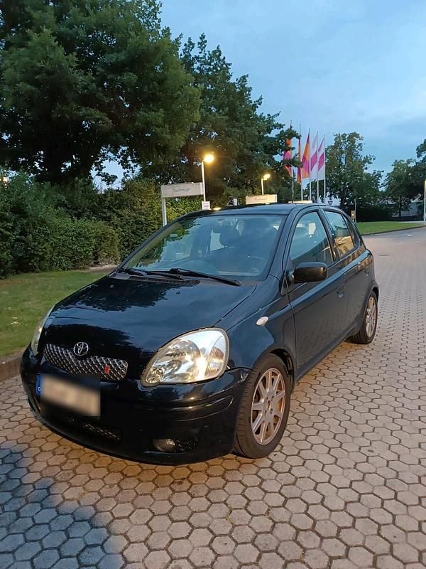 Schwarz Gebraucht 2005 Toyota Yaris Kleinwagen | 1.300 € (Guter Preis) - Bild 1/4