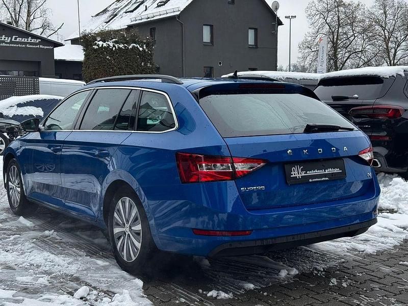 Gebraucht Skoda Superb Ambition 218 PS (160 kW) 2021 Blau Kombi