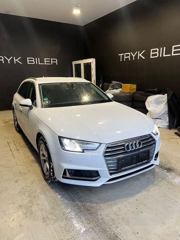 Gebraucht Audi A4 Sport 190 PS (139 kW) 2019 Weiß Kombi