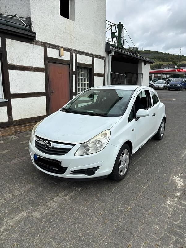Weiß Gebraucht 2009 Opel Corsa Kleinwagen | 1.299 € (Guter Preis) - Bild 1/4
