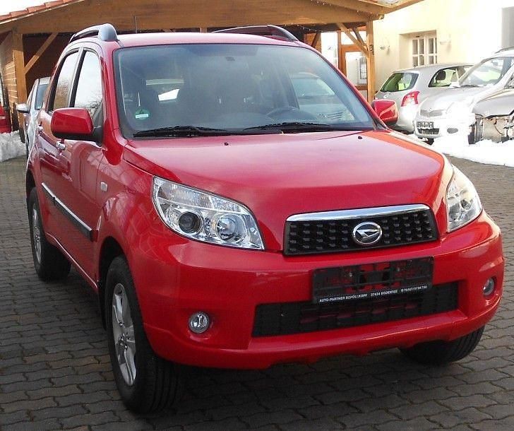 Gebraucht Daihatsu Terios 105 PS (77 kW) 2010 Rot SUV
