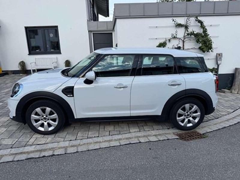 Weiß Gebraucht 2018 Mini One Countryman SUV | 15.600 € (Fairer Preis) - Bild 1/4