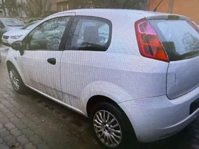 Gebraucht Fiat Grande Punto 65 PS (47 kW) 2009 Weiß Kleinwagen