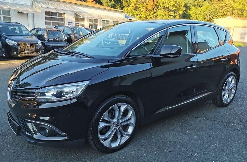 Schwarz Gebraucht 2018 Renault Scénic IV Experience Van / Kleinbus | 9.400 € (Superpreis) - Bild 1/4
