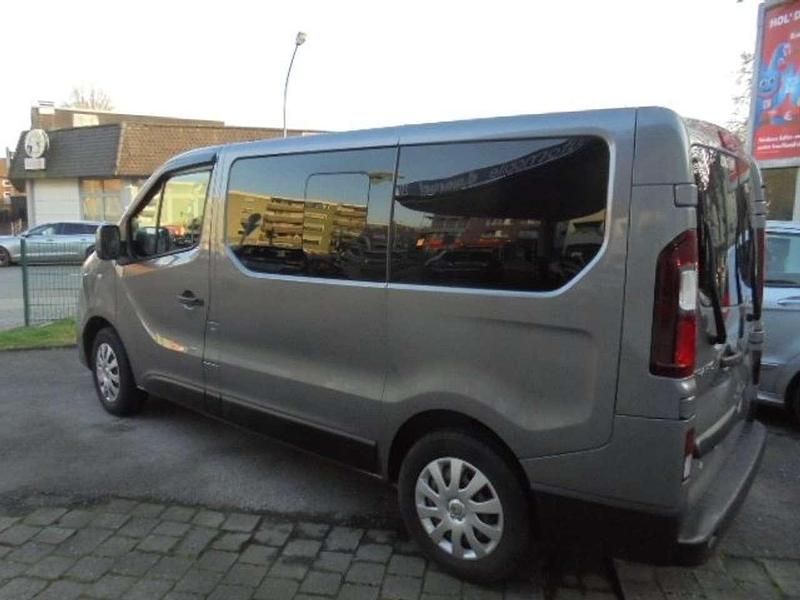 Gebraucht Renault Trafic Expression 121 PS (88 kW) 2019 Grau cassiopee Van / Kleinbus