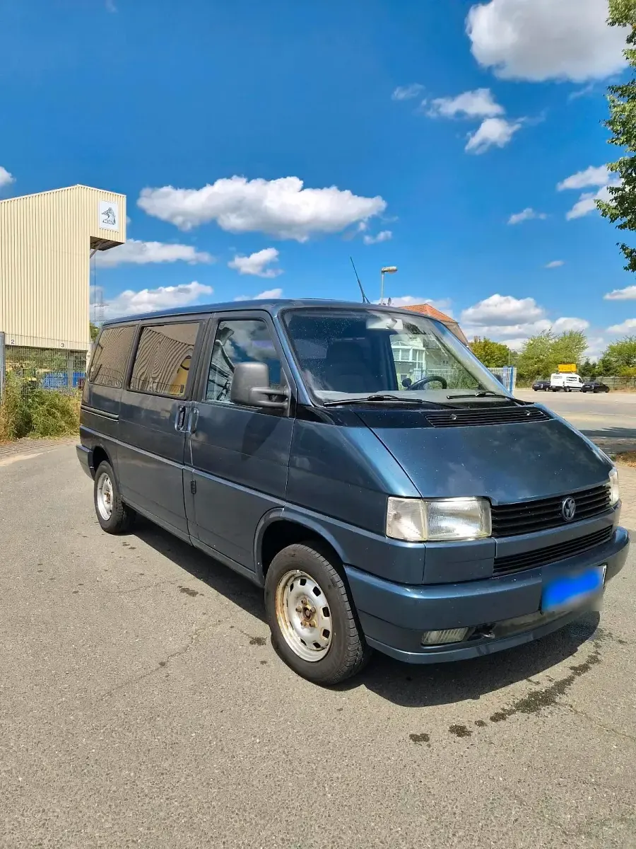 Gebraucht VW T4 78 PS (57 kW) 1993 Blau Van