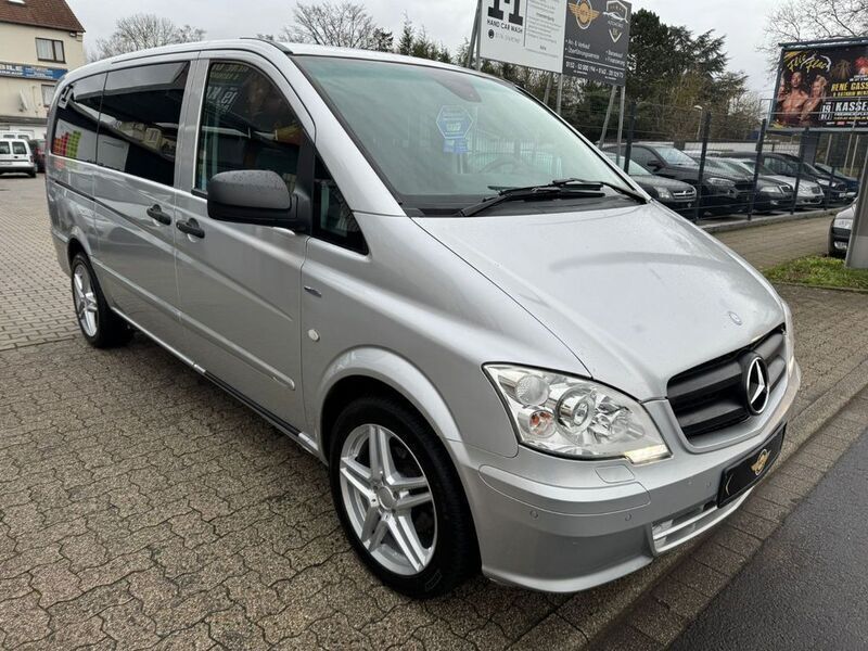Silber Gebraucht 2012 Mercedes Vito Van / Kleinbus | 15.999 € (Etwas zu teuer) - Bild 1/4