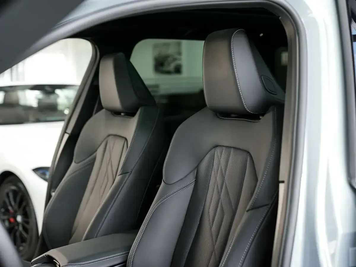 Gebraucht BMW X3 M Sport 208 PS (152 kW) 2026 M brooklyn grau SUV