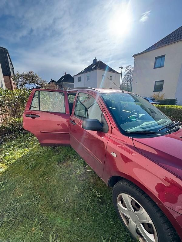 Second-hand Mazda 2 2003 Roșu Hatchback