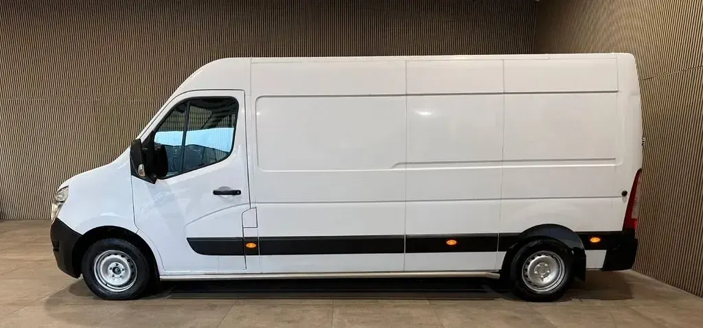 Gebraucht Nissan NV400 110 PS (80 kW) 2018 Weiß Van