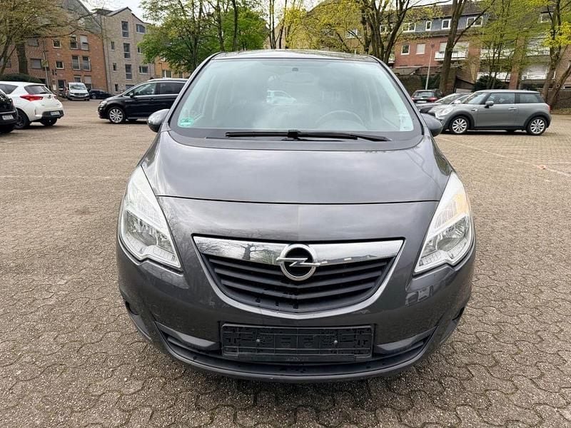 Gebraucht Opel Meriva Design Edition 120 PS (88 kW) 2011 Grau Van / Kleinbus