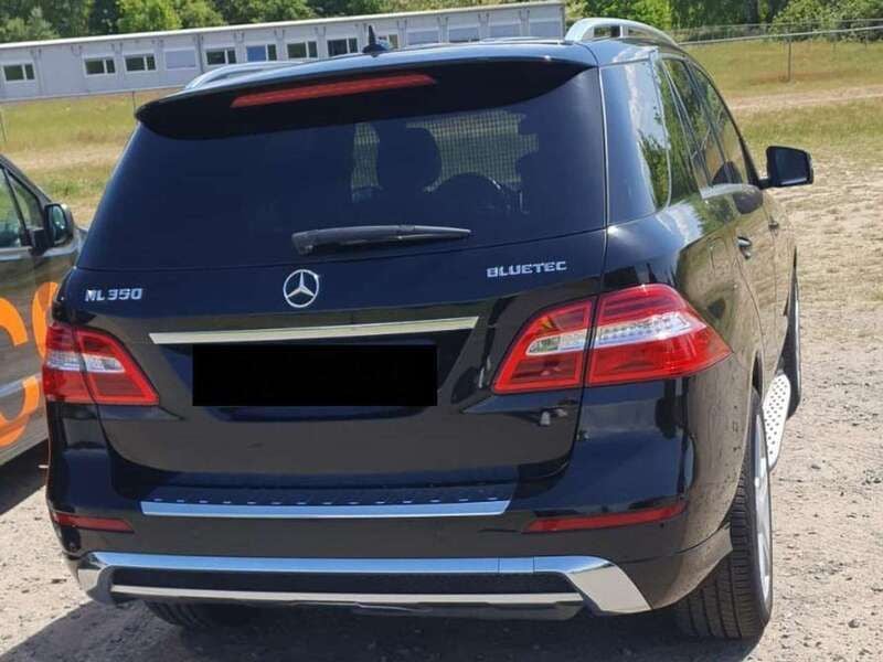Schwarz Gebraucht 2015 Mercedes ML350 SUV | 20.999 € (Superpreis) - Bild 1/4