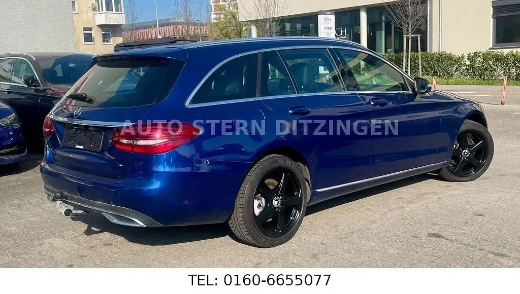 Gebraucht Mercedes 200 Avantgarde 160 PS (117 kW) 2020 Blau Kombi
