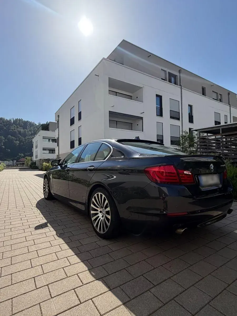 Gebraucht BMW ActiveHybrid 5 340 PS (250 kW) 2012 Grau Limousine