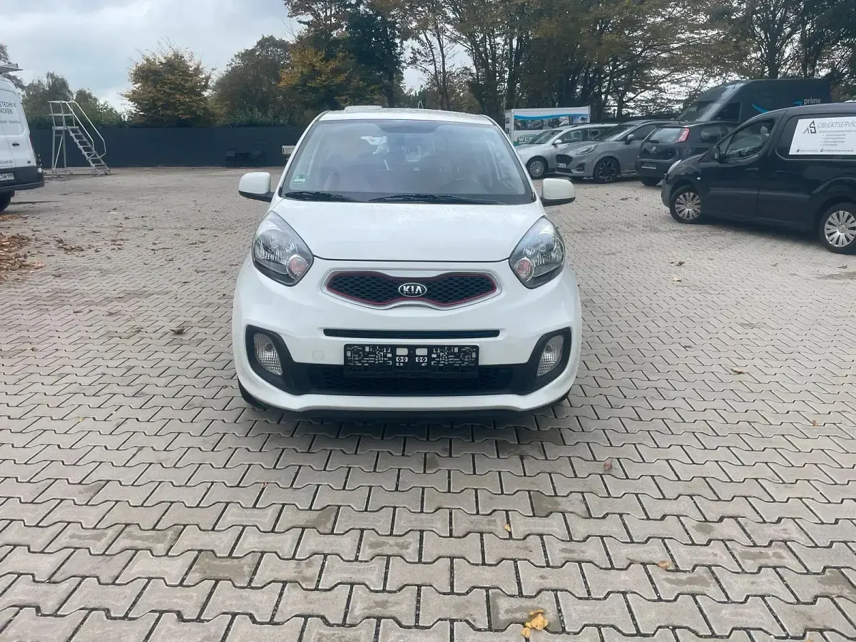 Gebraucht Kia Picanto 70 PS (51 kW) 2014 Weiß Kleinwagen