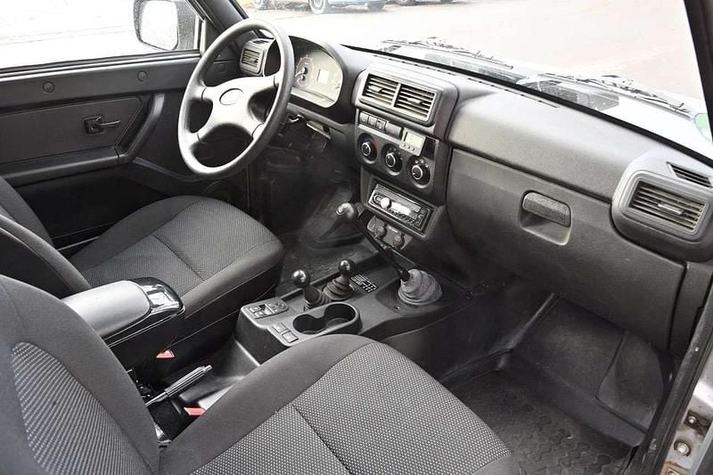 Gebraucht Lada niva 83 PS (61 kW) 2021 Silber SUV