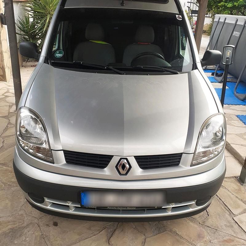 Grau Gebraucht 2004 Renault Kangoo Liberty Van / Kleinbus | 2.750 € (Fairer Preis) - Bild 1/4