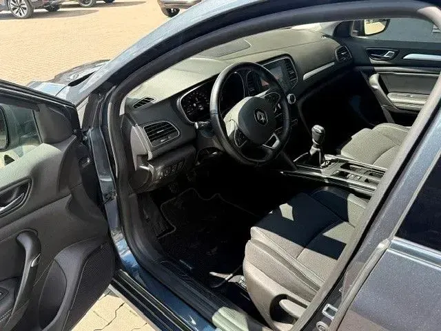 Gebraucht Renault Mégane II Intens 140 PS (102 kW) 2021 Grau Limousine