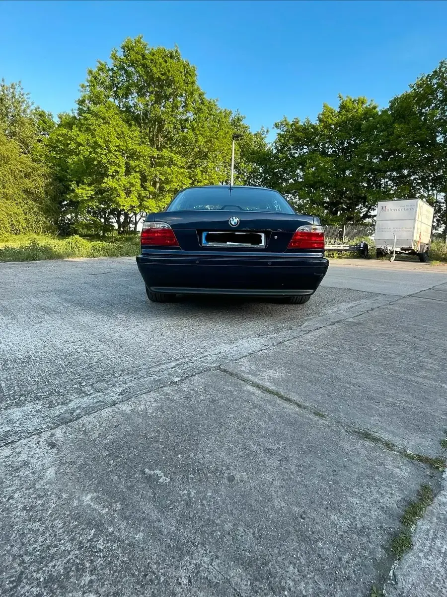 Gebraucht BMW 728 193 PS (141 kW) 1999 Blau Limousine