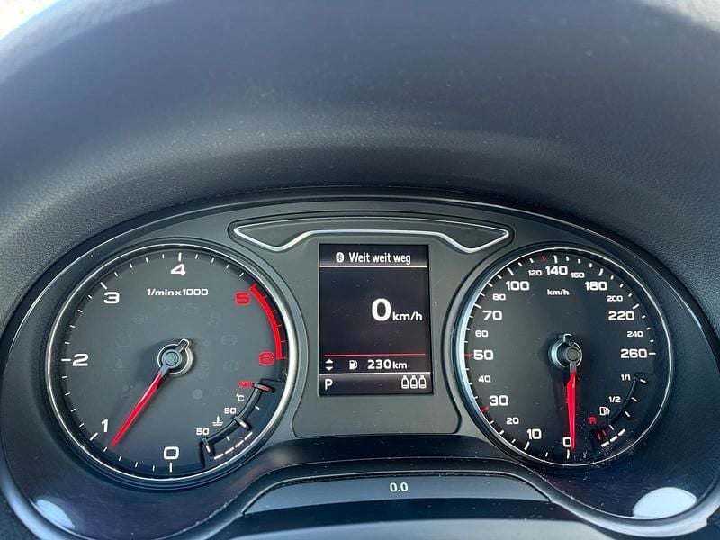 Gebraucht Audi A3 Sportback 150 PS (110 kW) 2014 Schwarz Kleinwagen