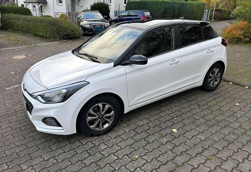 Gebraucht 2019 Hyundai i20 Active Kleinwagen | 12.600 € (Fairer Preis) - Bild 1/4