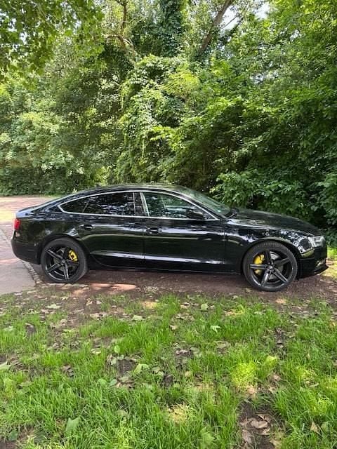 Schwarz Gebraucht 2015 Audi A5 Sportback Comfort Limousine | 13.000 € (Guter Preis) - Bild 1/4