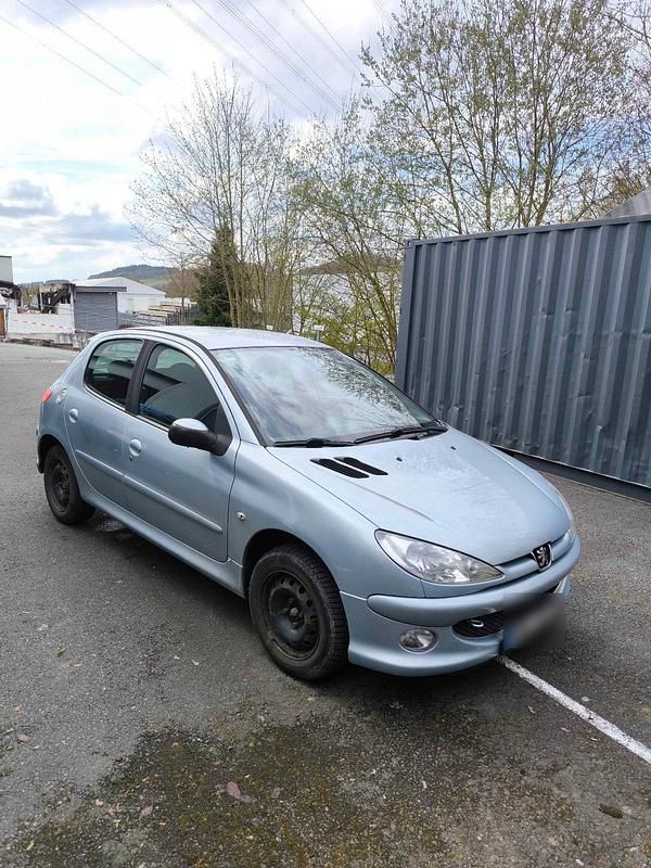 Gebraucht Peugeot 206 75 PS (55 kW) 2006 Kleinwagen