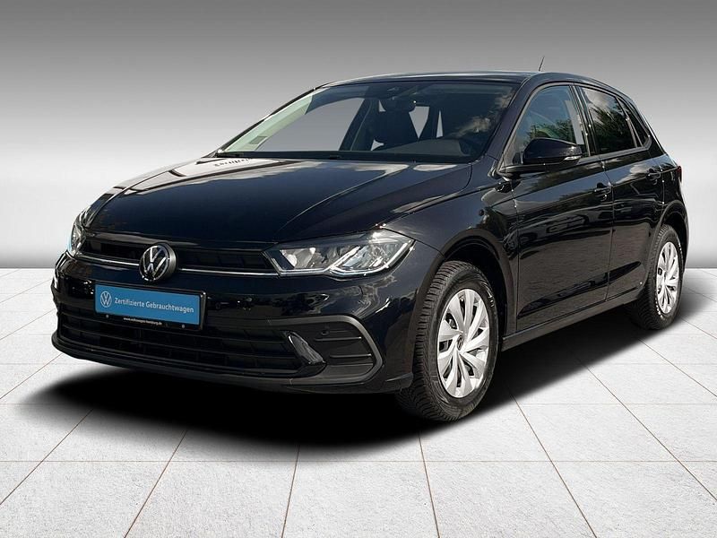 Gebraucht VW Polo Life 95 PS (69 kW) 2024 2t deep black perleffekt (metallic) Limousine