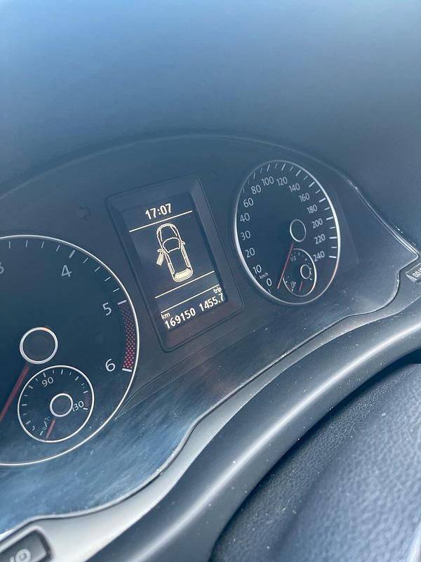 Gebraucht VW Golf VII 105 PS (77 kW) 2012 Grau Limousine