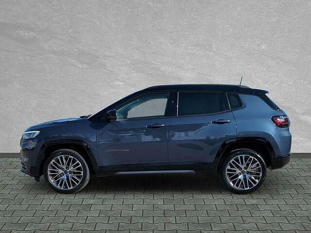 Gebraucht Jeep Compass Summit 131 PS (96 kW) 2022 Andere farbe SUV