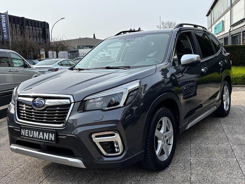 Gebraucht Subaru Forester Platinum 150 PS (110 kW) 2021 Grau SUV