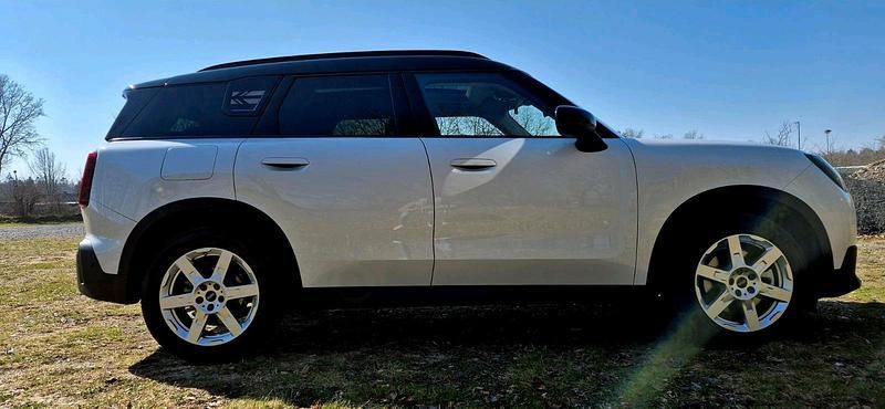 Gebraucht Mini Countryman 170 PS (125 kW) 2024 Weiß SUV