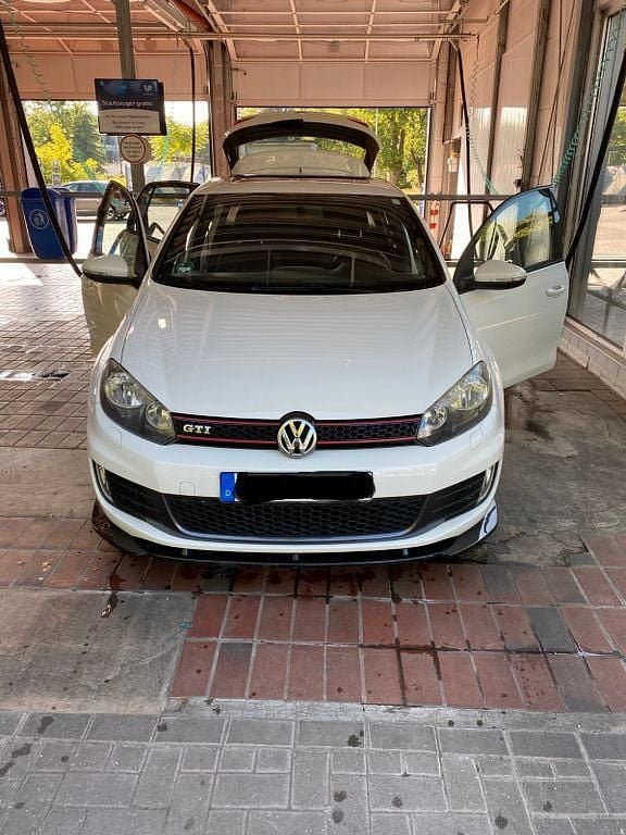 Weiß Gebraucht 2012 VW Golf VII GTI Limousine | 9.000 € (Guter Preis) - Bild 1/4