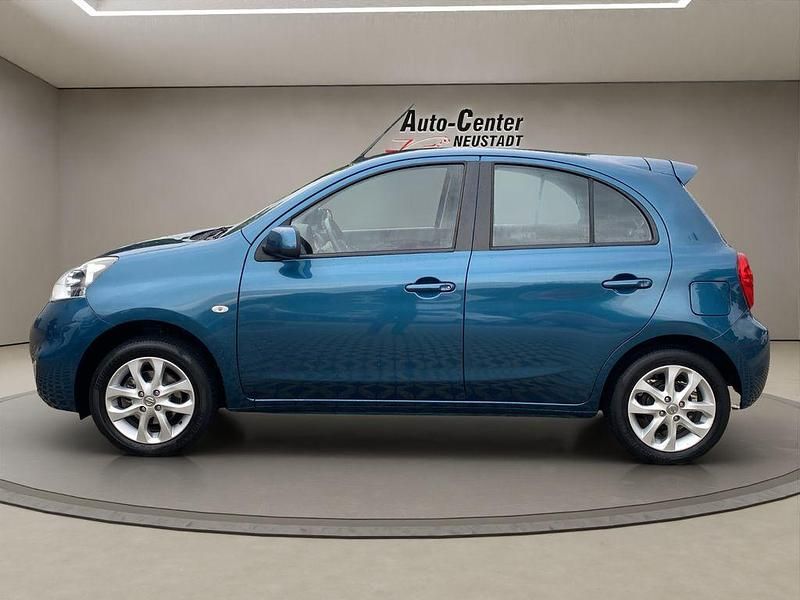 Gebraucht Nissan Micra Acenta 132 PS (97 kW) 2016 Blau Kleinwagen