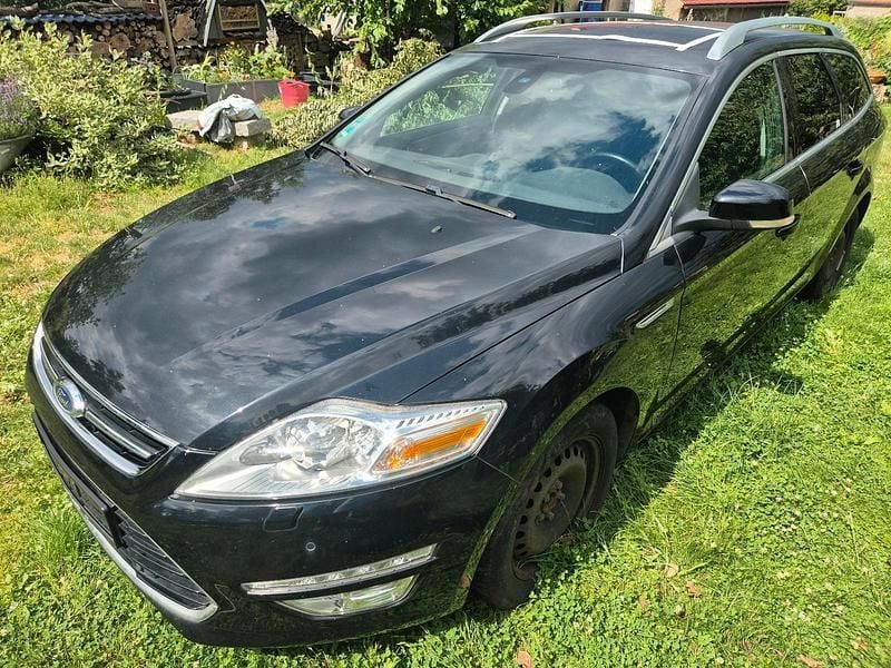 Schwarz Gebraucht 2011 Ford Mondeo Kombi | 3.200 € (Superpreis) - Bild 1/4