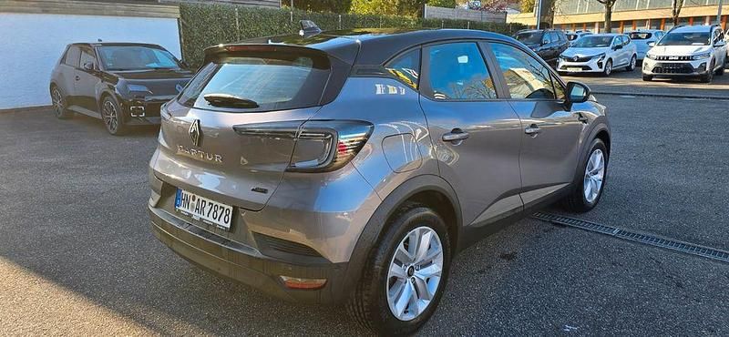 Second-hand Renault Captur Evolution 143 CP (105 kW) 2025 Gri SUV